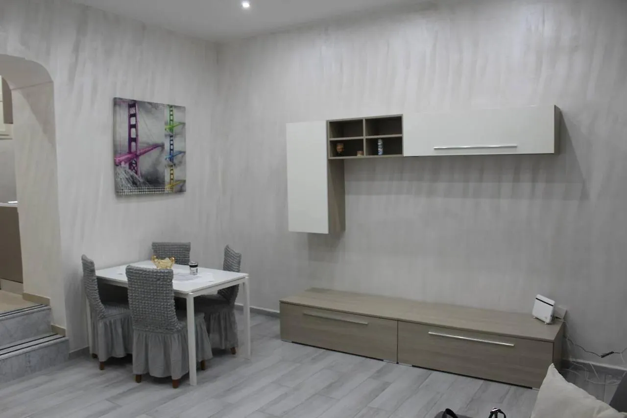 Casa Vacanza Grey Aparthotel Naples Italy